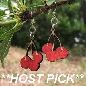 NWT EARRINGS, Wood CHERRY Bunch